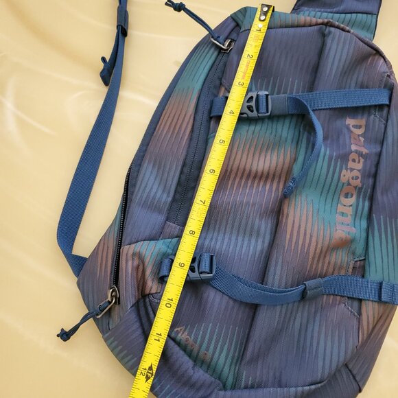 Patagonia Atom 8L Sling Bag - Picture 11 of 16